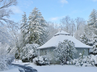 Winter-Pool-House